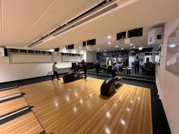 11 Bowling